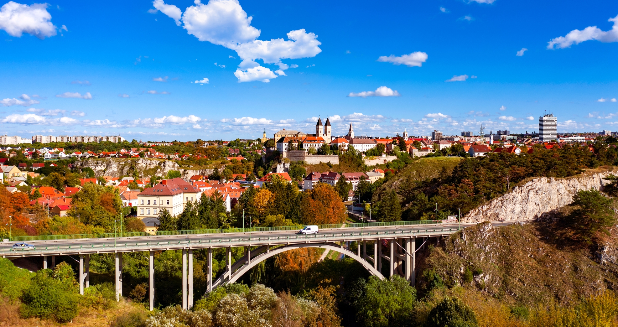 Veszprémben bővít a WHC Csoport - A főváros és Pest megye után a régióban van a legtöbb betöltetlen állás